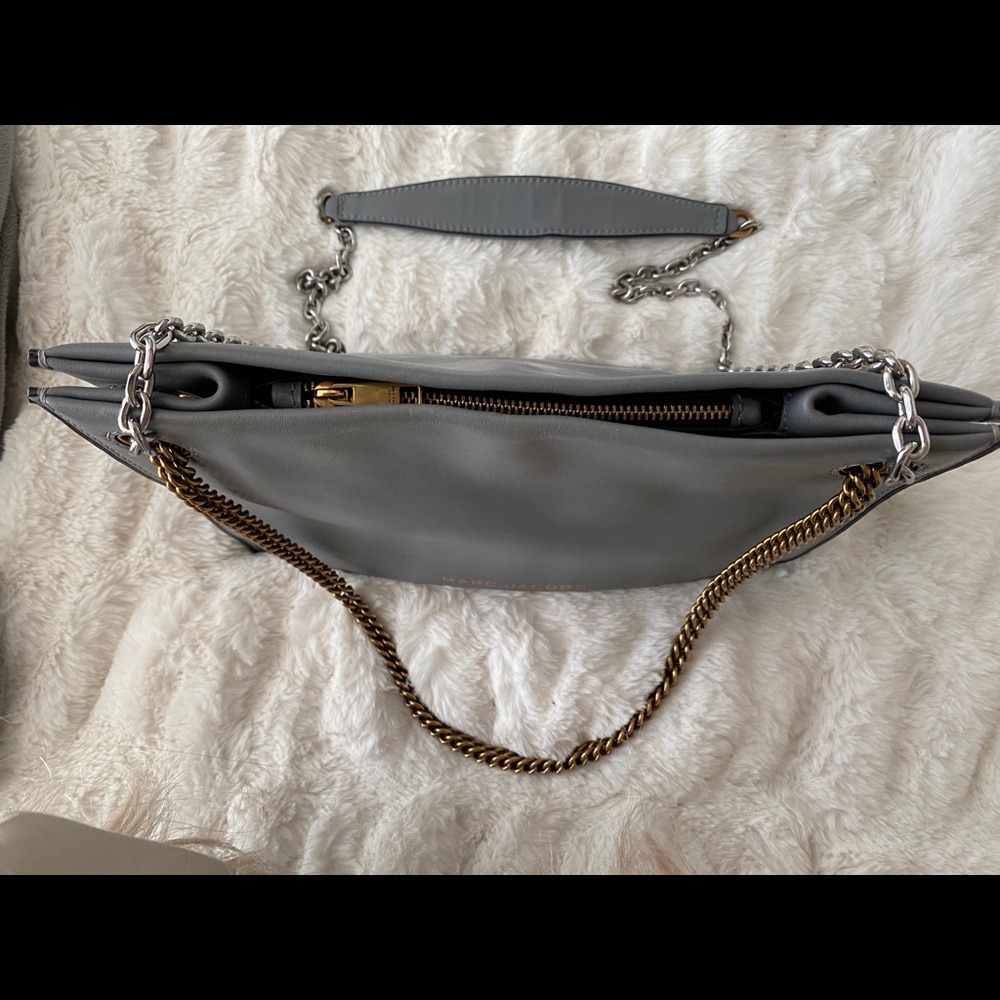 Authentic Marc Jacobs Double Link 27 Shoulder Bag - image 4